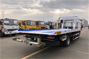 富拉尔基区汽车救援补胎